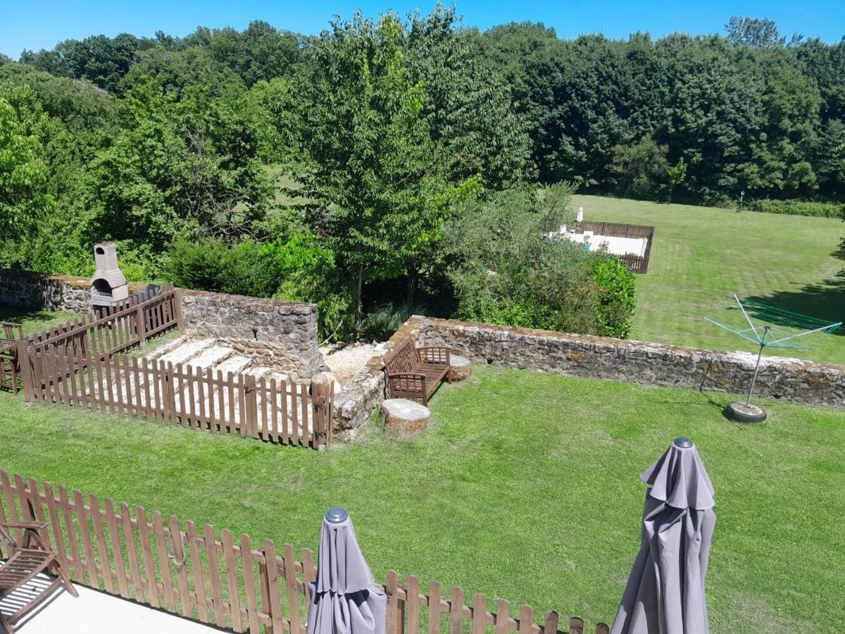 The Railway Cottage - Characterful And Comfortable Holiday Cottage Piegut-Pluviers Exterior photo
